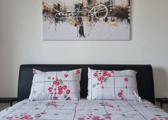 Bus Station Apartment *